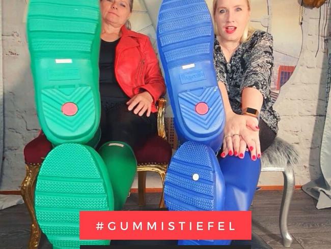 LadyKarame Porno Video: Unsere Gummistiefel grün und blau